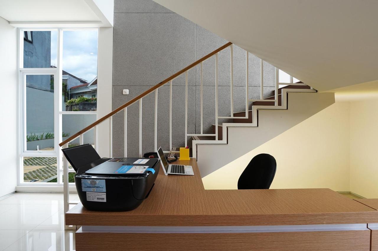Oyo 367 Ridha Residence Bandung Buitenkant foto